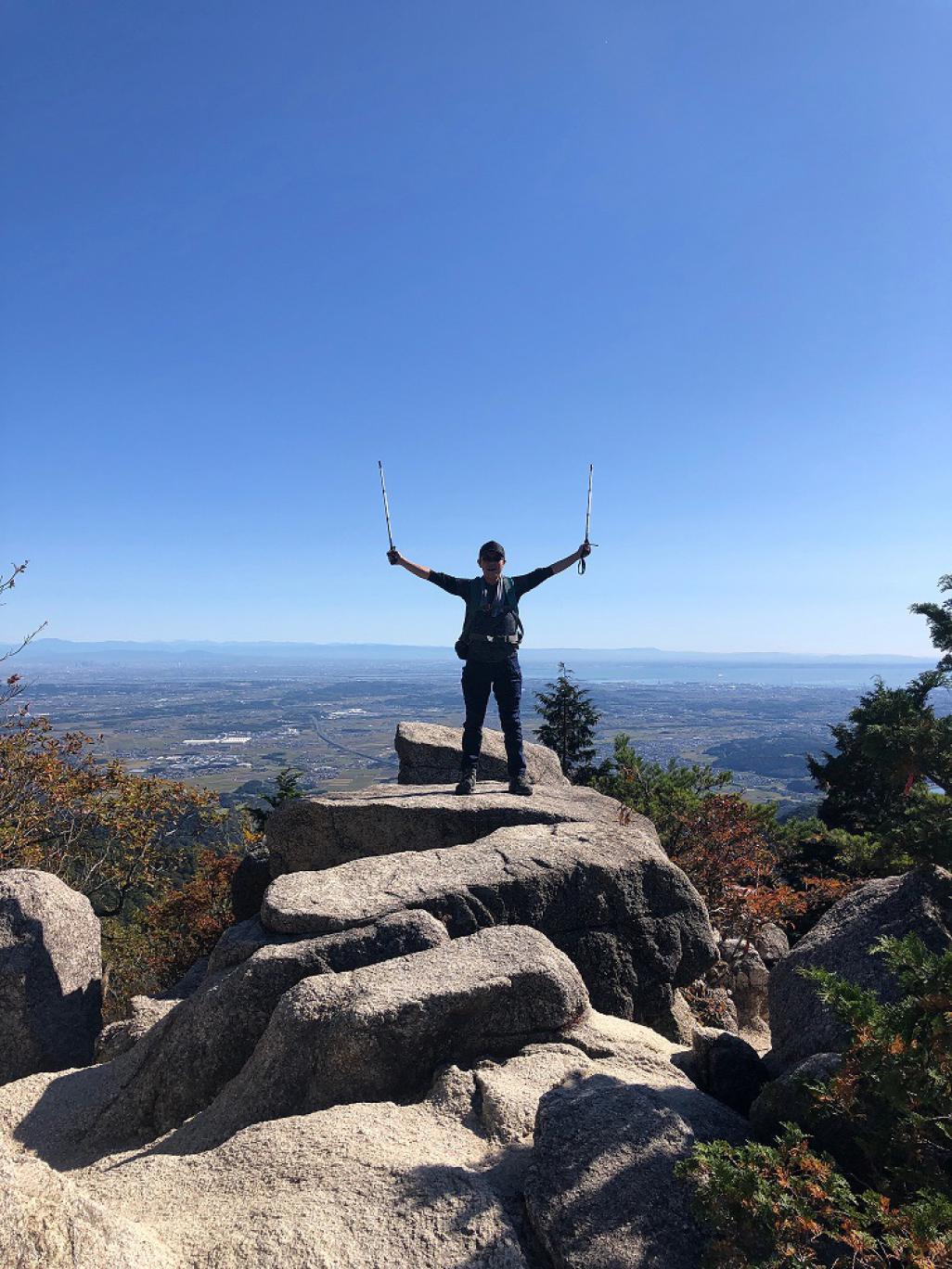 登山定番の御在所岳